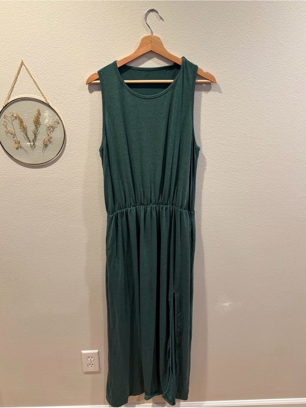 5/$20 Cupshe Dark Green Sleeveless Maxi Coverup Dress